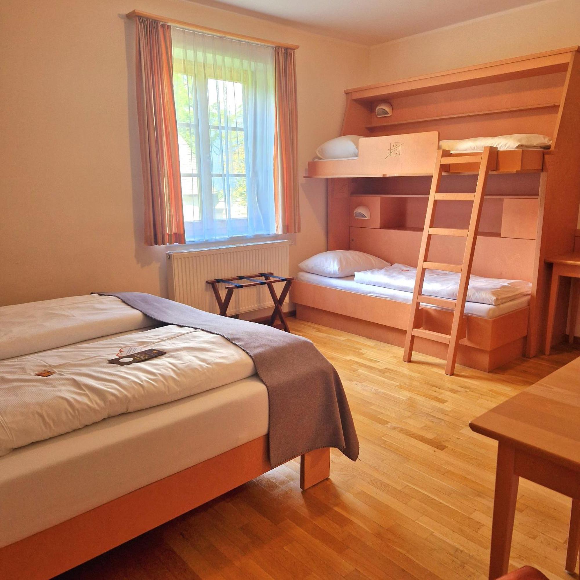 Jufa Hotel Schloss Roethelstein Admont Extérieur photo