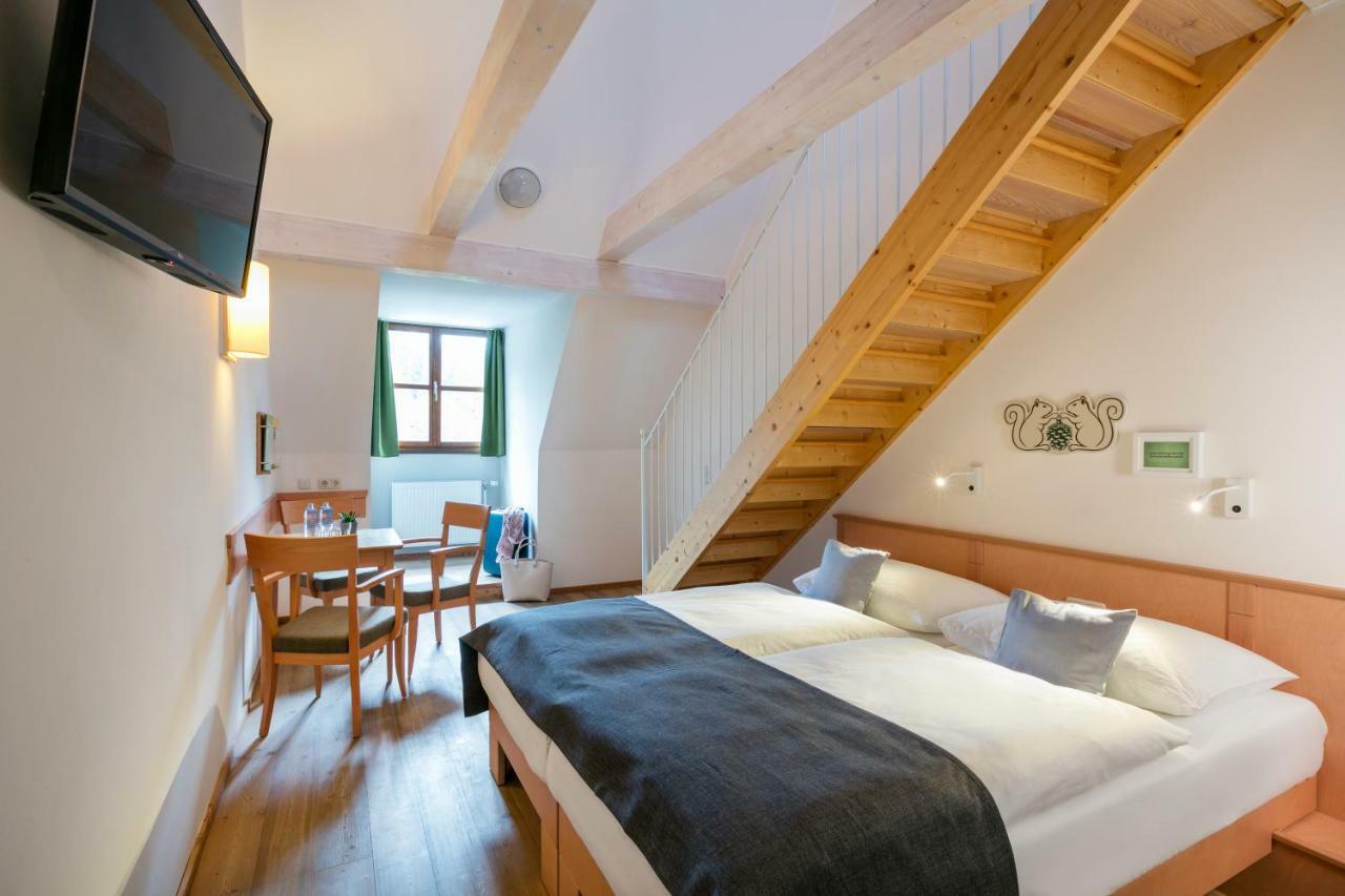 Jufa Hotel Schloss Roethelstein Admont Extérieur photo